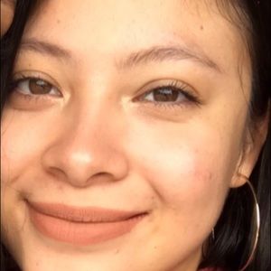 Meet your Posher, Elisa